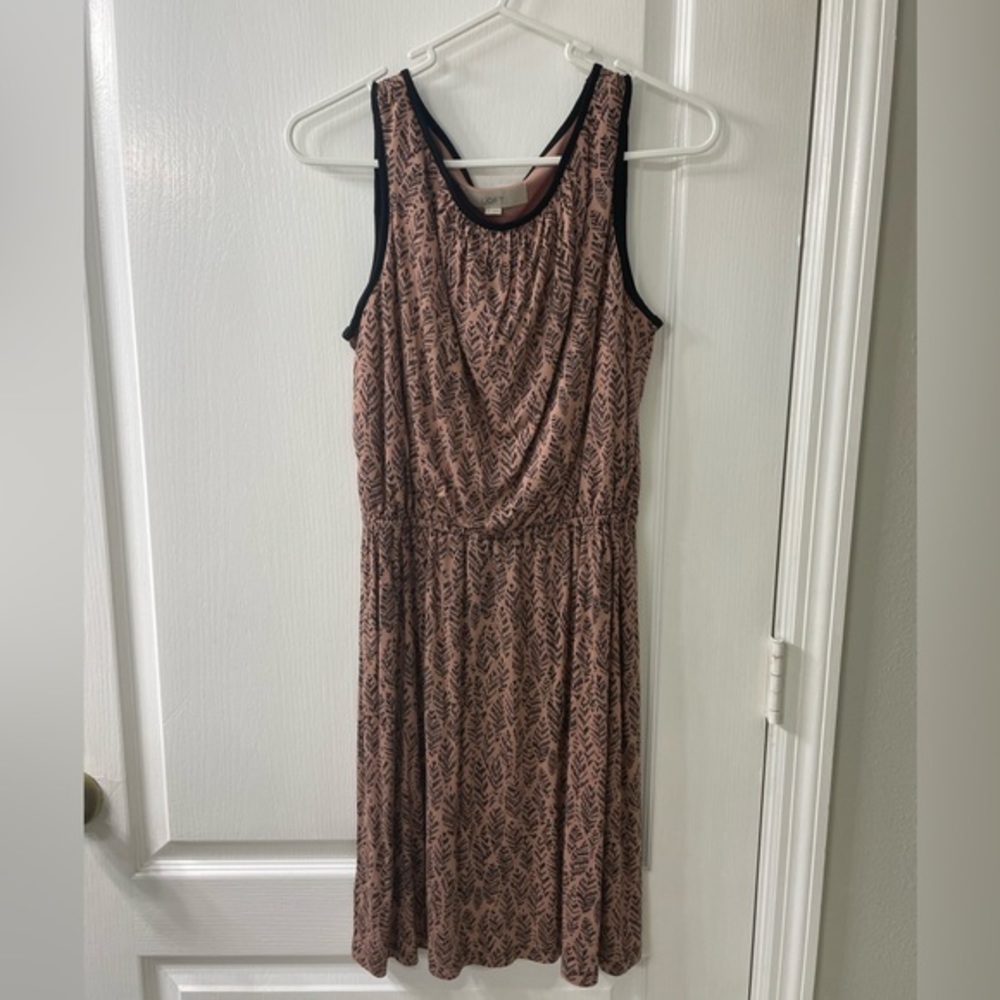 Loft Peach and Black Midi Length Elastic Waist Dress - excellent condition